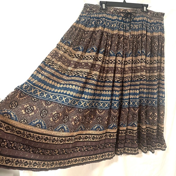 Zero Zero Crinkle Skirt Womens Large Bohemian Theme Midi Length Metallic Details - Picture 3 of 8
